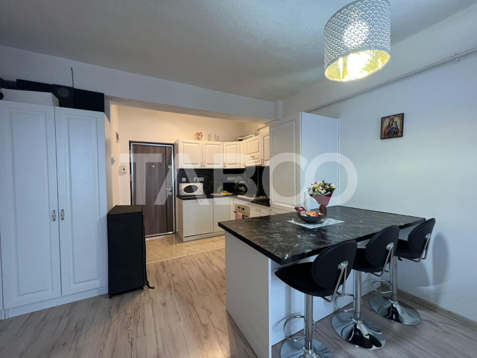 Apartament 2 camere de vanzare decomandat 39 mp zona Doamna Stanca