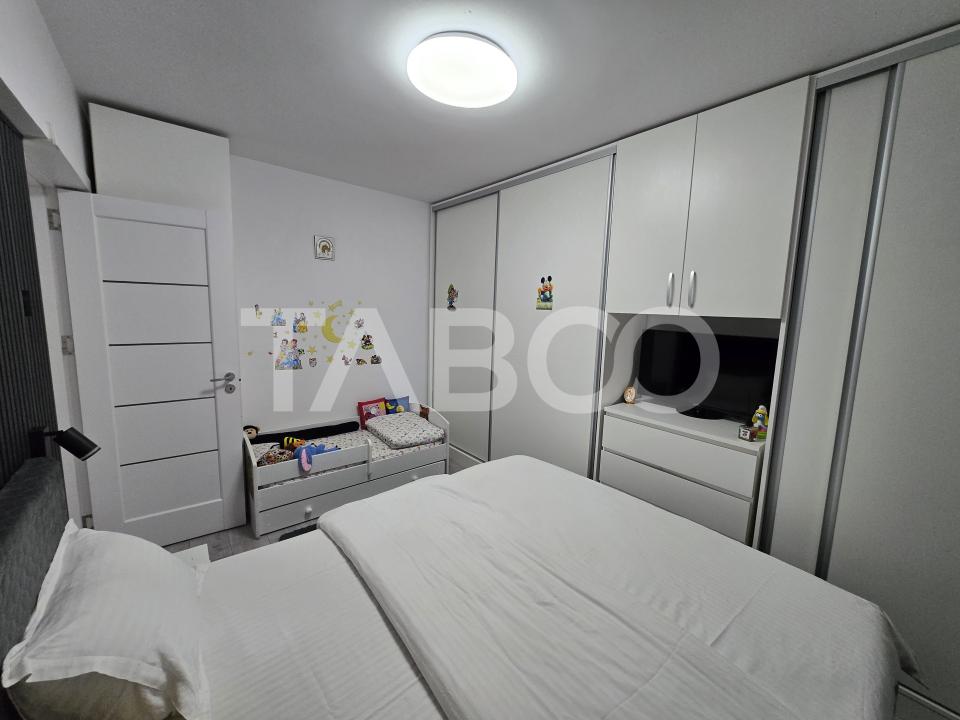 Apartament 2 camere de vanzare decomandat 51mp zona Vasile Aaron Sibiu