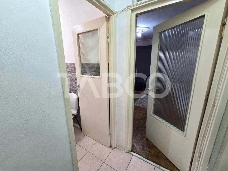 Apartament 2 camere de vanzare etaj intermediar 2 balcon Rahovei Sibiu