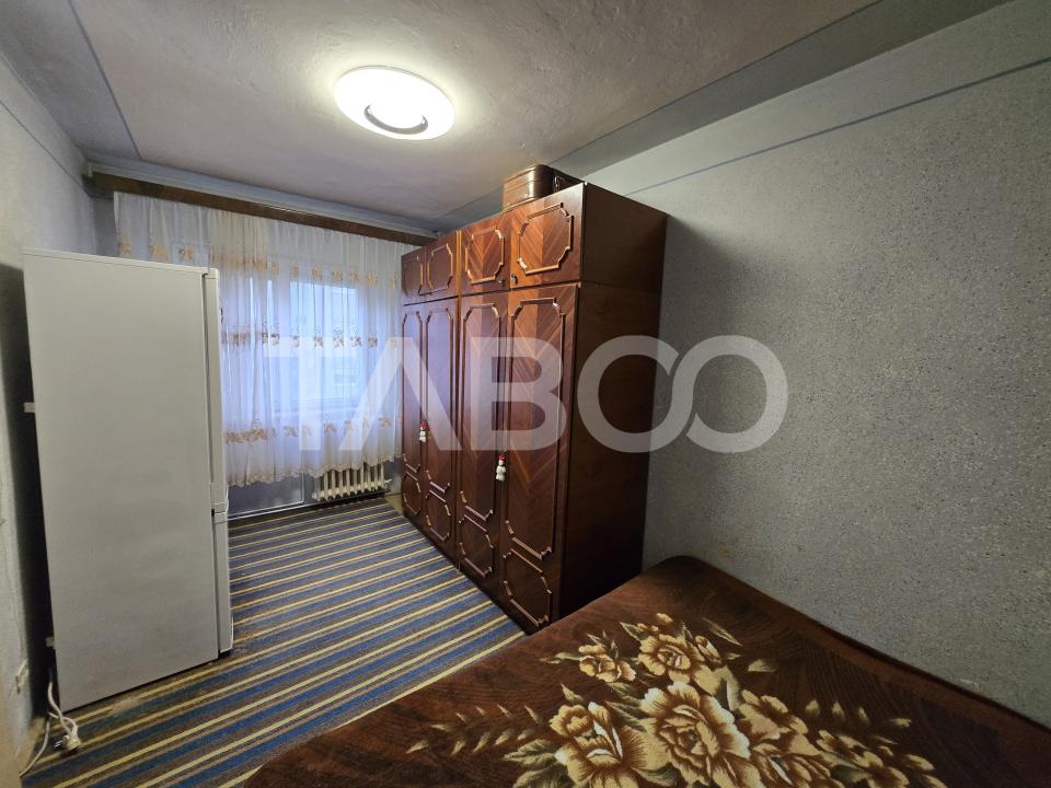 Apartament 2 camere de vanzare etaj intermediar 36mp zona Vasile Aaron