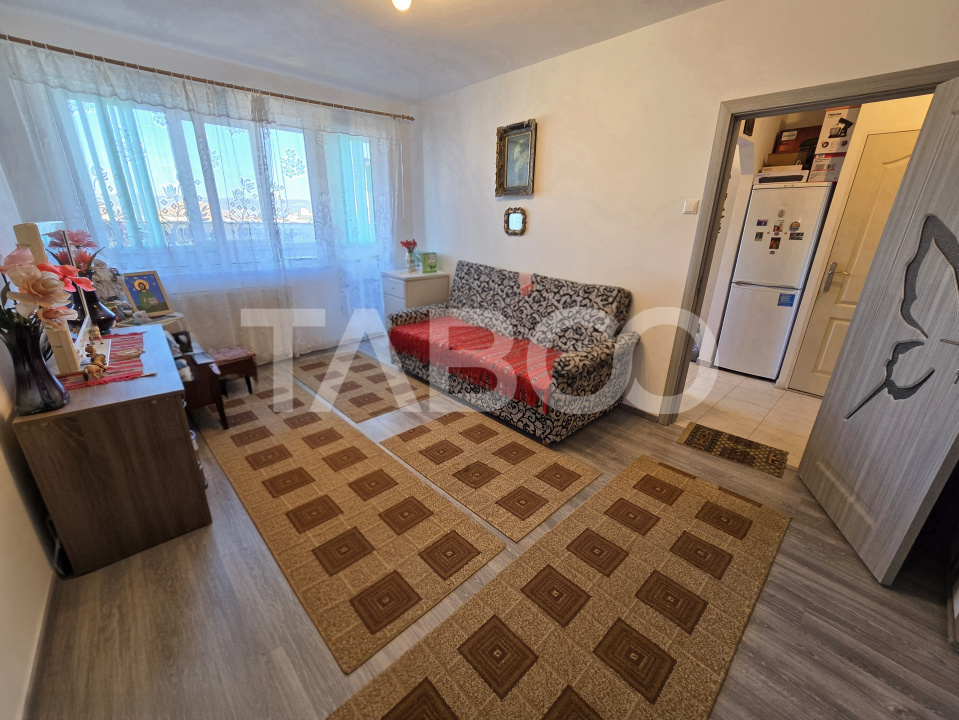 Apartament 2 camere de vanzare etaj intermediar Mihai Viteazul Sibiu