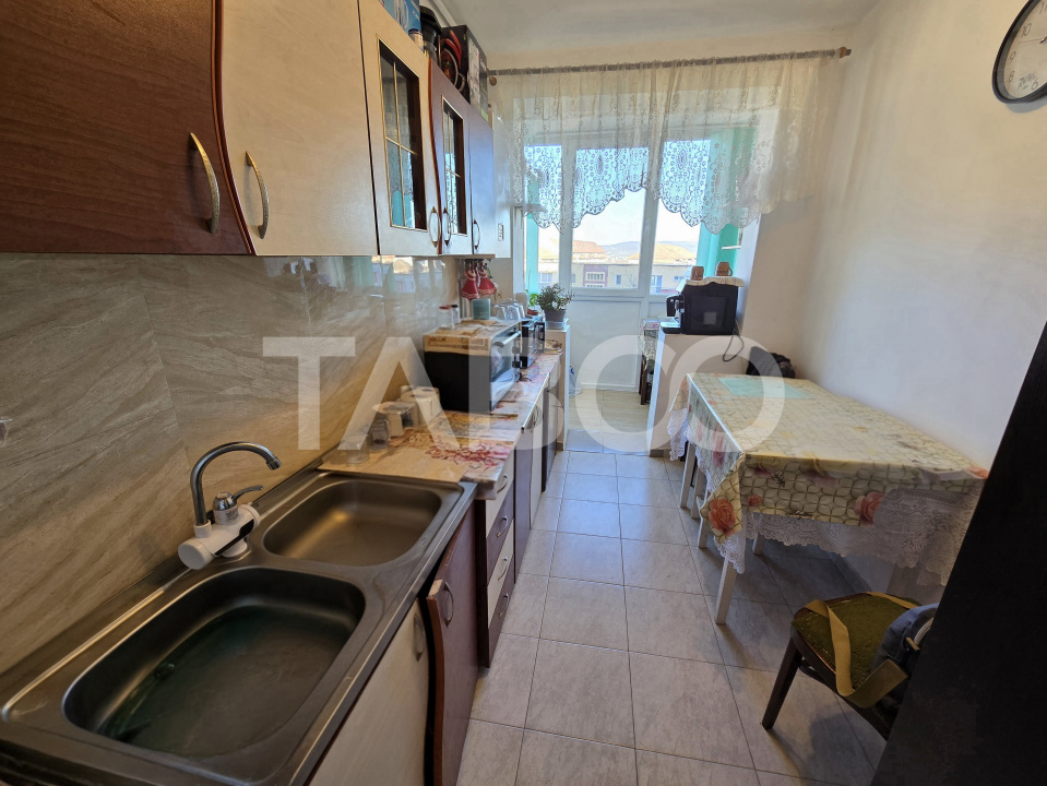 Apartament 2 camere de vanzare etaj intermediar Mihai Viteazul Sibiu