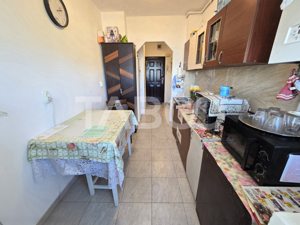 Apartament 2 camere de vanzare etaj intermediar Mihai Viteazul Sibiu