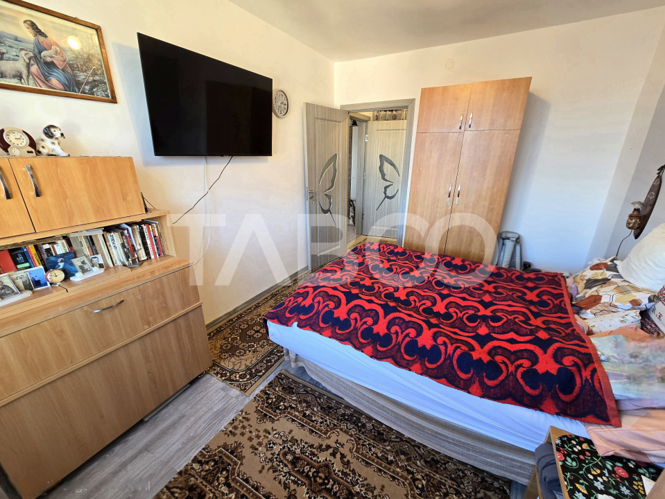 Apartament 2 camere de vanzare etaj intermediar Mihai Viteazul Sibiu