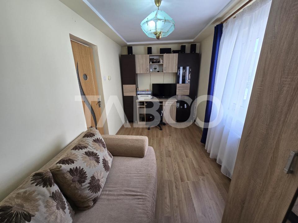 Apartament 2 camere de vanzare etajul 1 mobilat utilat Tiglari Sibiu