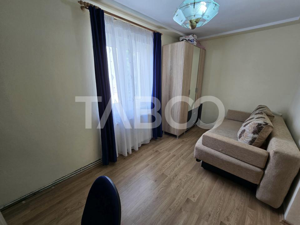 Apartament 2 camere de vanzare etajul 1 mobilat utilat Tiglari Sibiu
