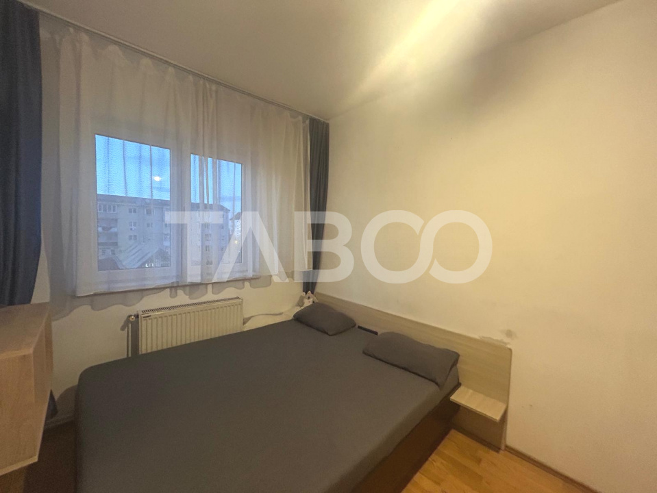 Apartament 2 camere de vanzare in zona Vasile Aron 