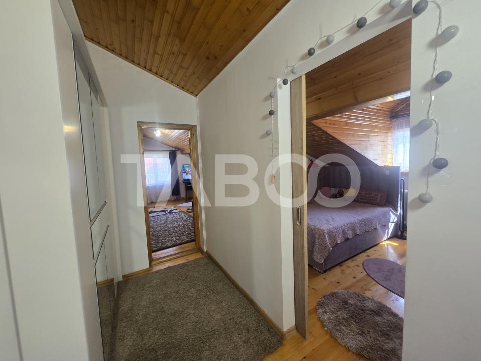 Apartament 2 camere de vanzare la casa 77mp curte si pivnita Sub Arini