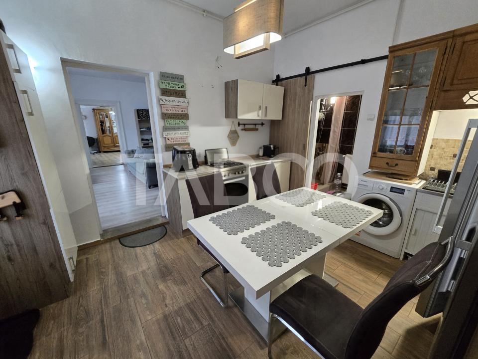 Apartament 2 camere de vanzare la etajul 1 in Centrul Istoric Sibiu