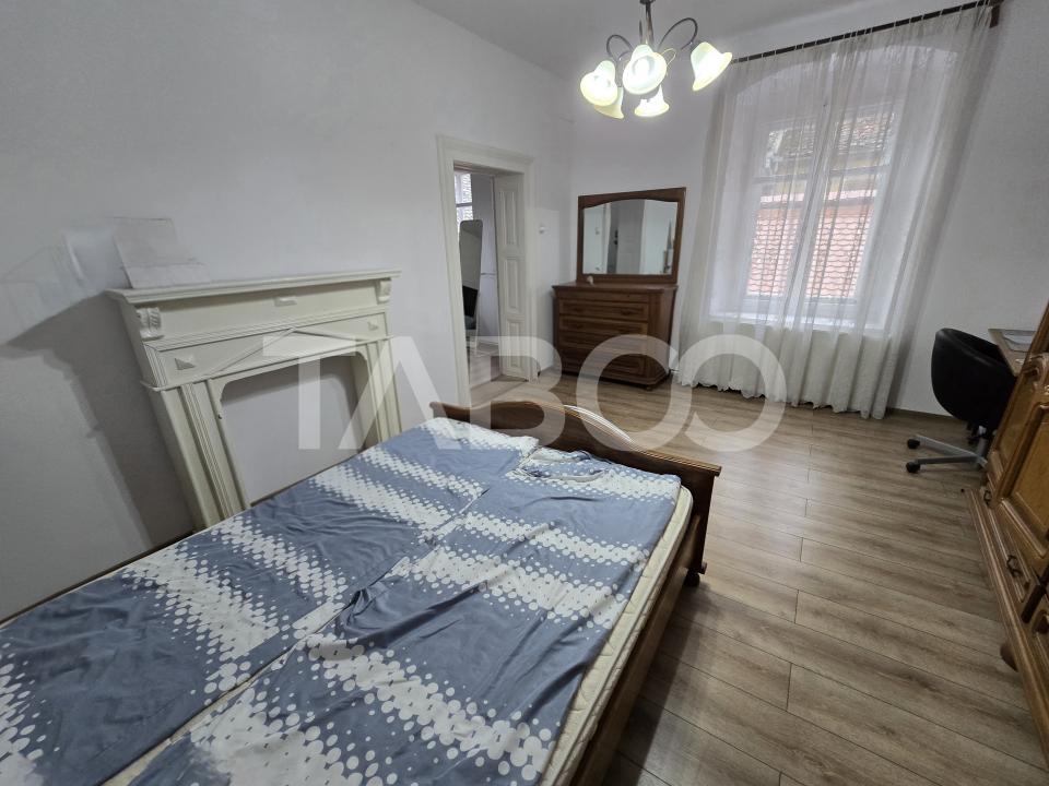 Apartament 2 camere de vanzare la etajul 1 in Centrul Istoric Sibiu