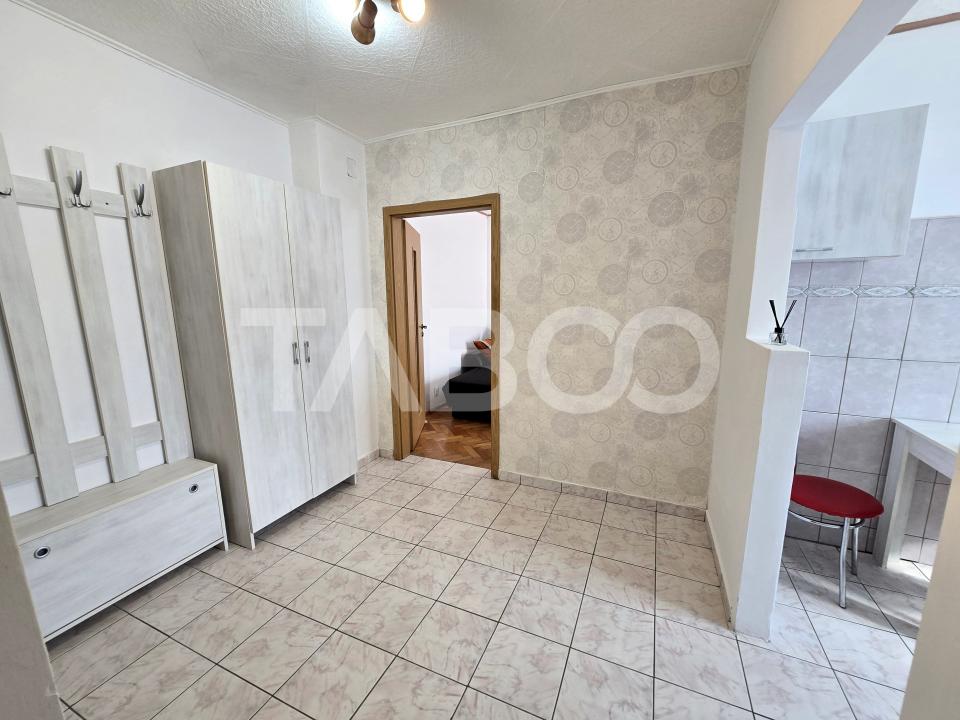 Apartament 2 camere de vanzare mobilat pivnita balcon Siretului Sibiu