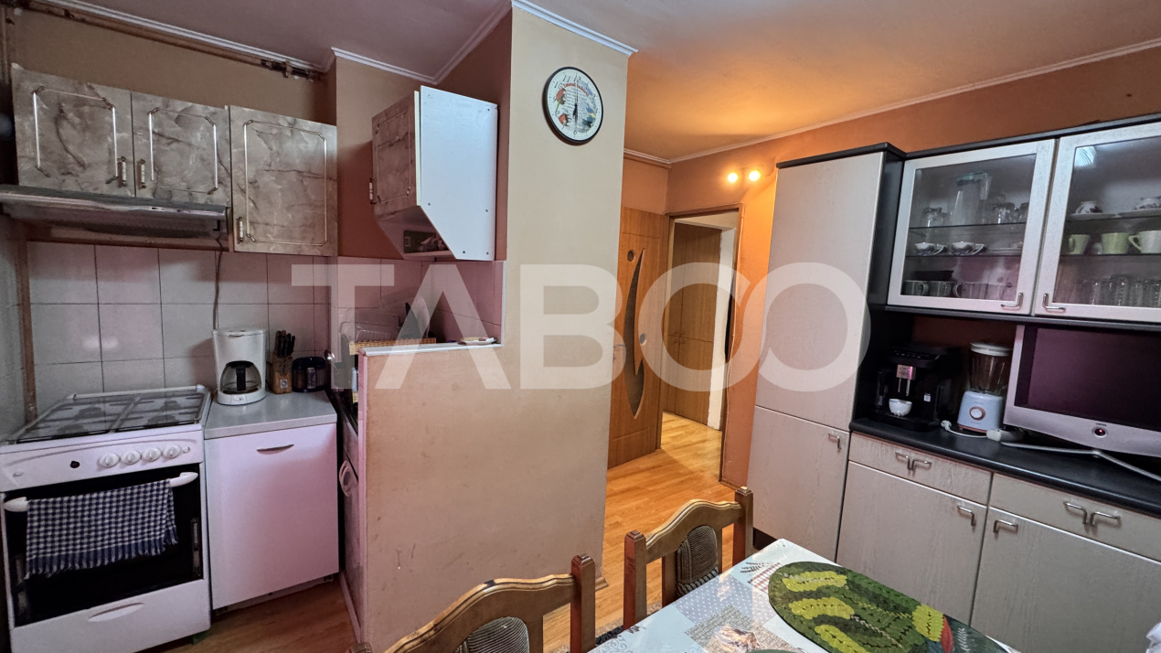 Apartament 2 camere de vanzare mobilat utilat 64 mpu Broscarie Sibiu