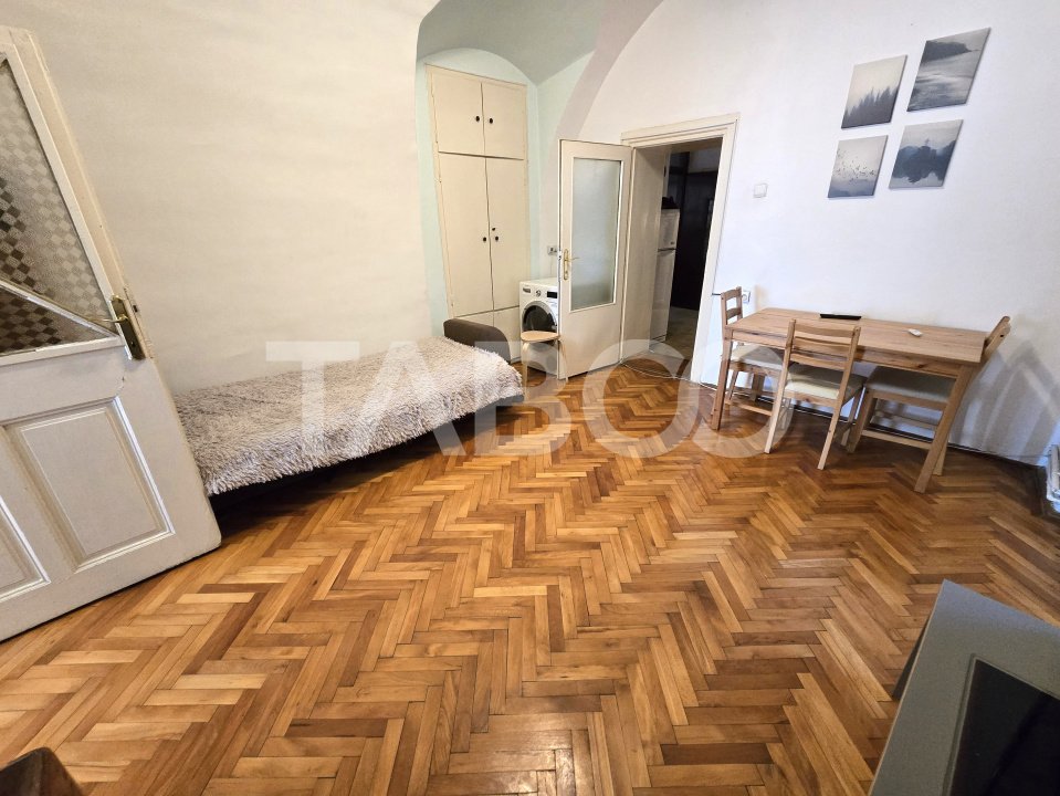 Apartament 2 camere de vanzare regim hotelier Centrul Istoric Sibiu