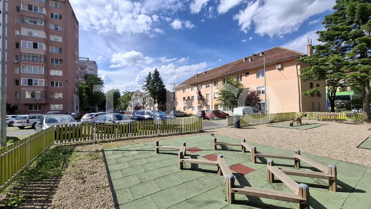 Apartament 2 camere de vanzare semidecomandat 48 mp zona Milea Sibiu in Sibiu - G-ral Vasile Milea