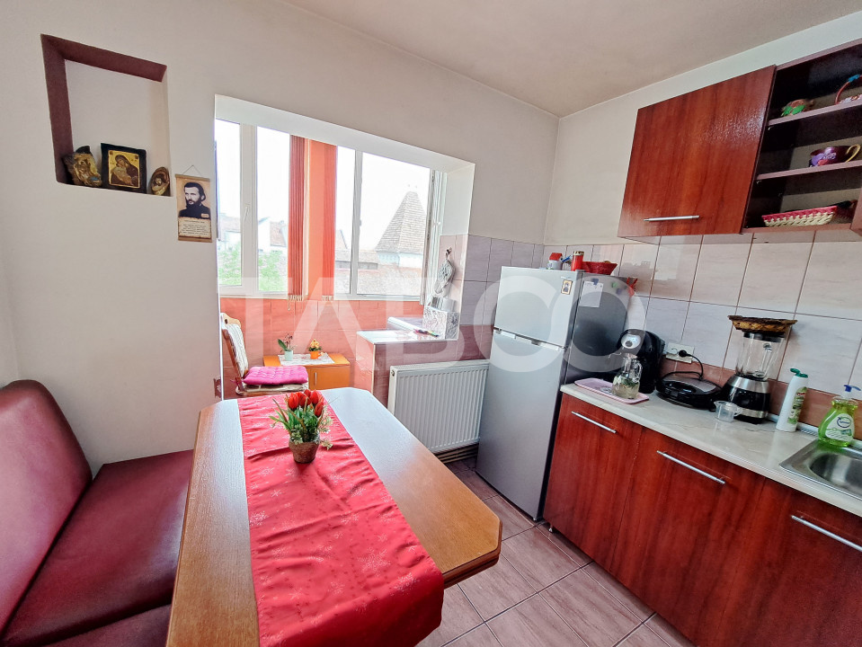 Apartament 2 camere de vanzare zona Spitaluluo si Medicina Sibiu