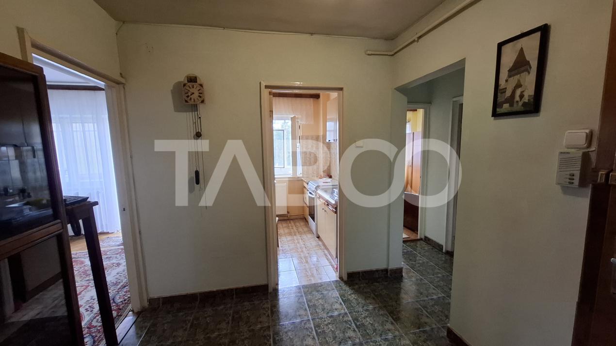 Apartament 2 camere decomandat 43 mp zona Calea Dumbravii Siretului