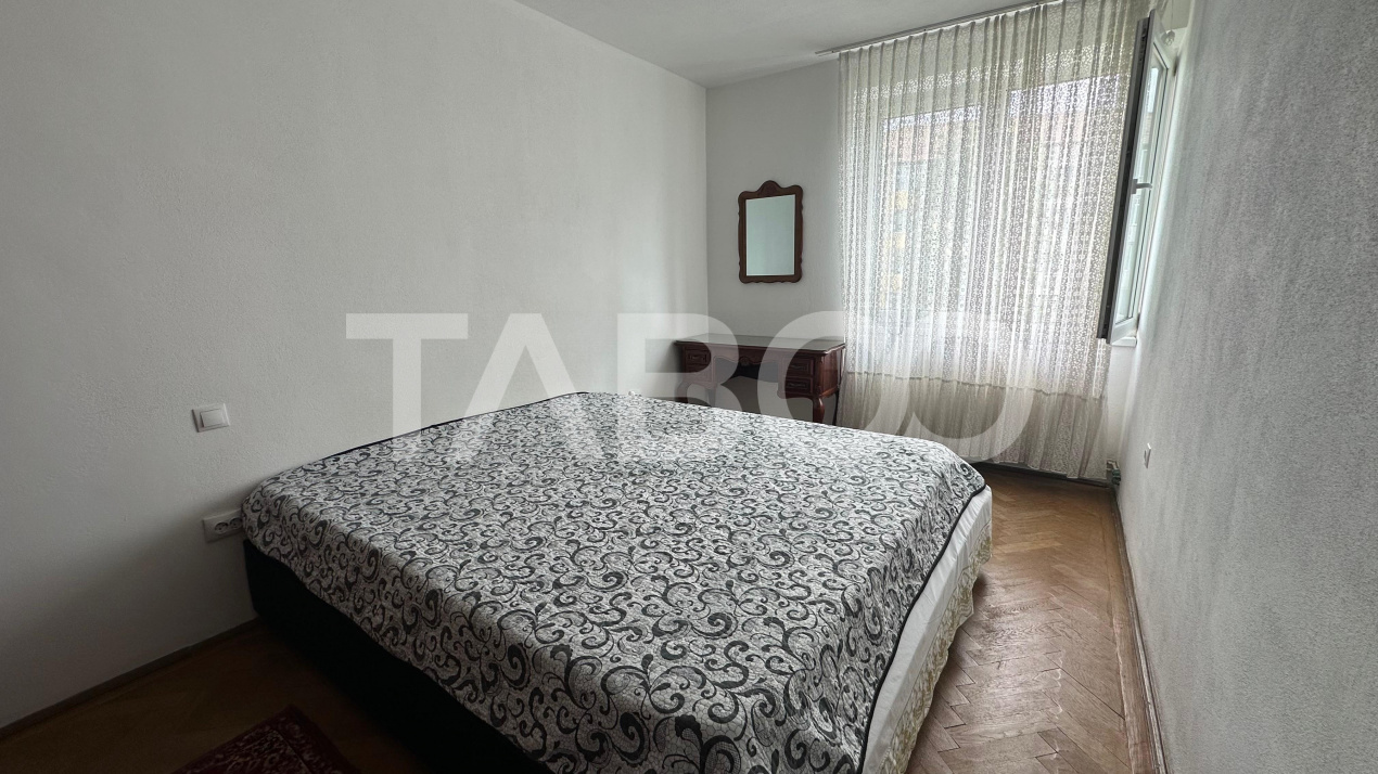 Apartament 2 camere decomandat 45 mpu mobilat zona Terezian Sibiu