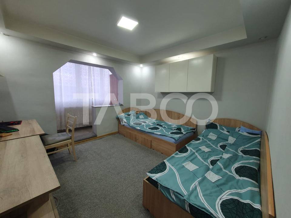 Apartament 2 camere decomandat 54 mp zona Bulevardu Unirii etaj 4 in Fagaras - Bulevardul Unirii