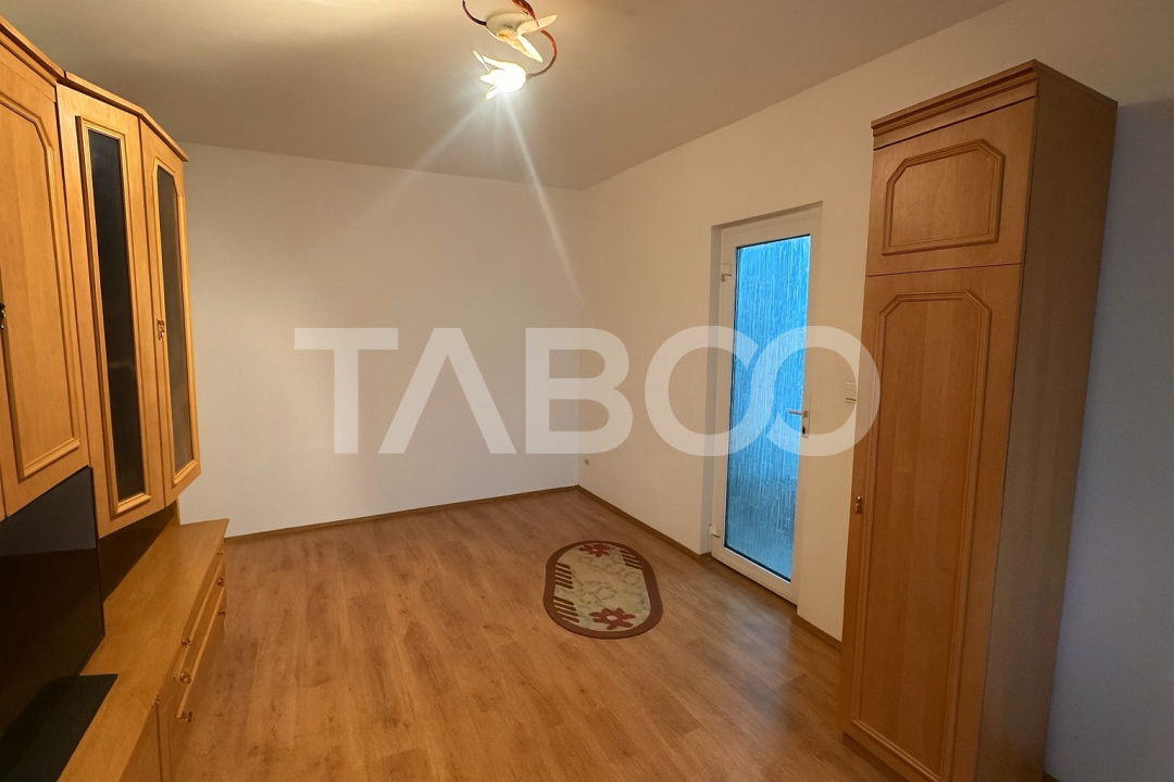 Apartament 2 camere decomandat 54mpu pivnita balcon Vasile Aaron Sibiu