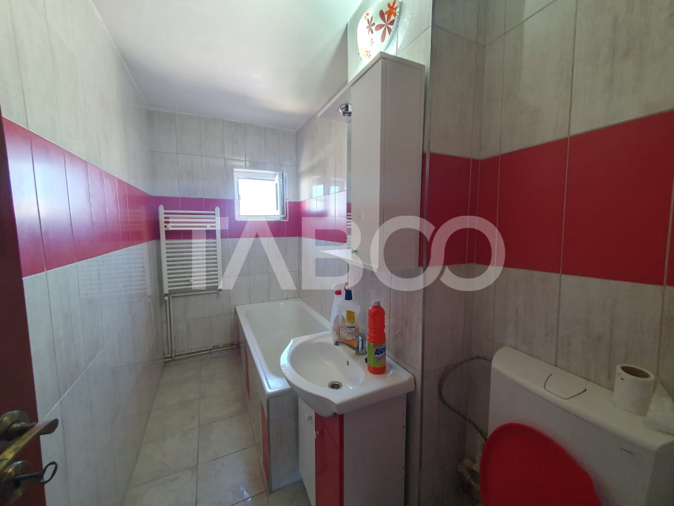 Apartament 2 camere decomandat 60 mp + 5 mp balcon zona Octavian Paler