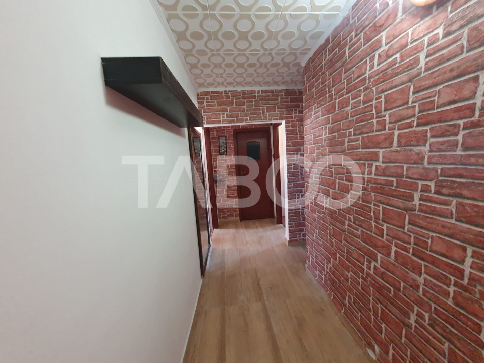 Apartament 2 camere decomandat 60 mp + 5 mp balcon zona Octavian Paler