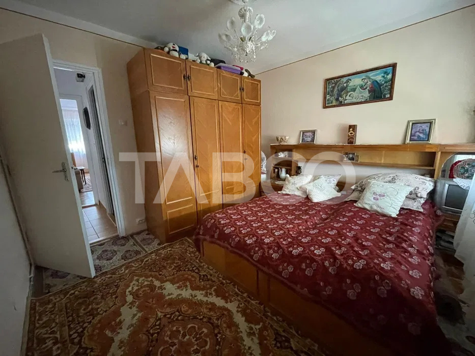 Apartament 2 camere decomandat 62 mp pivnita zona Central-Dioda Sibiu