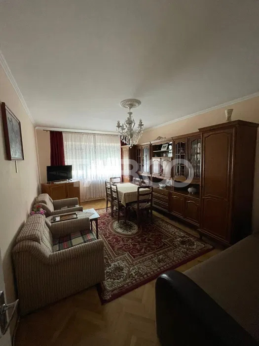 Apartament 2 camere decomandat 62 mp pivnita zona Central-Dioda Sibiu