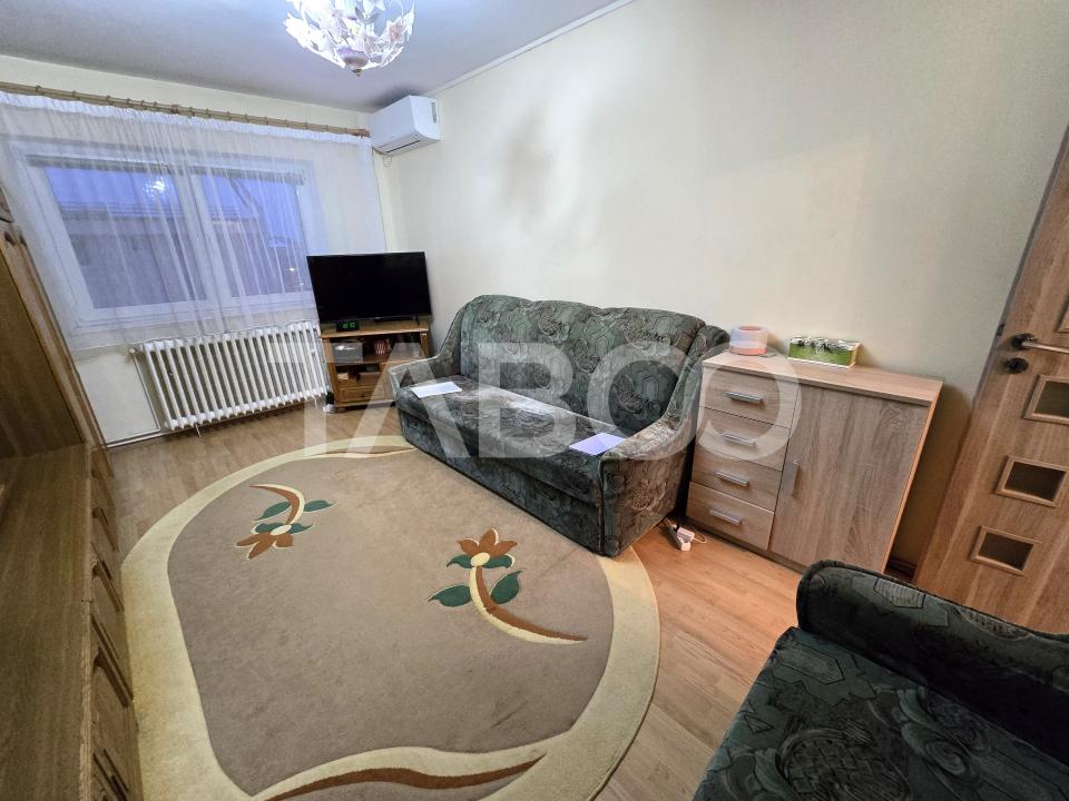 Apartament 2 camere decomandat balcon pivnita Terezian Sibiu