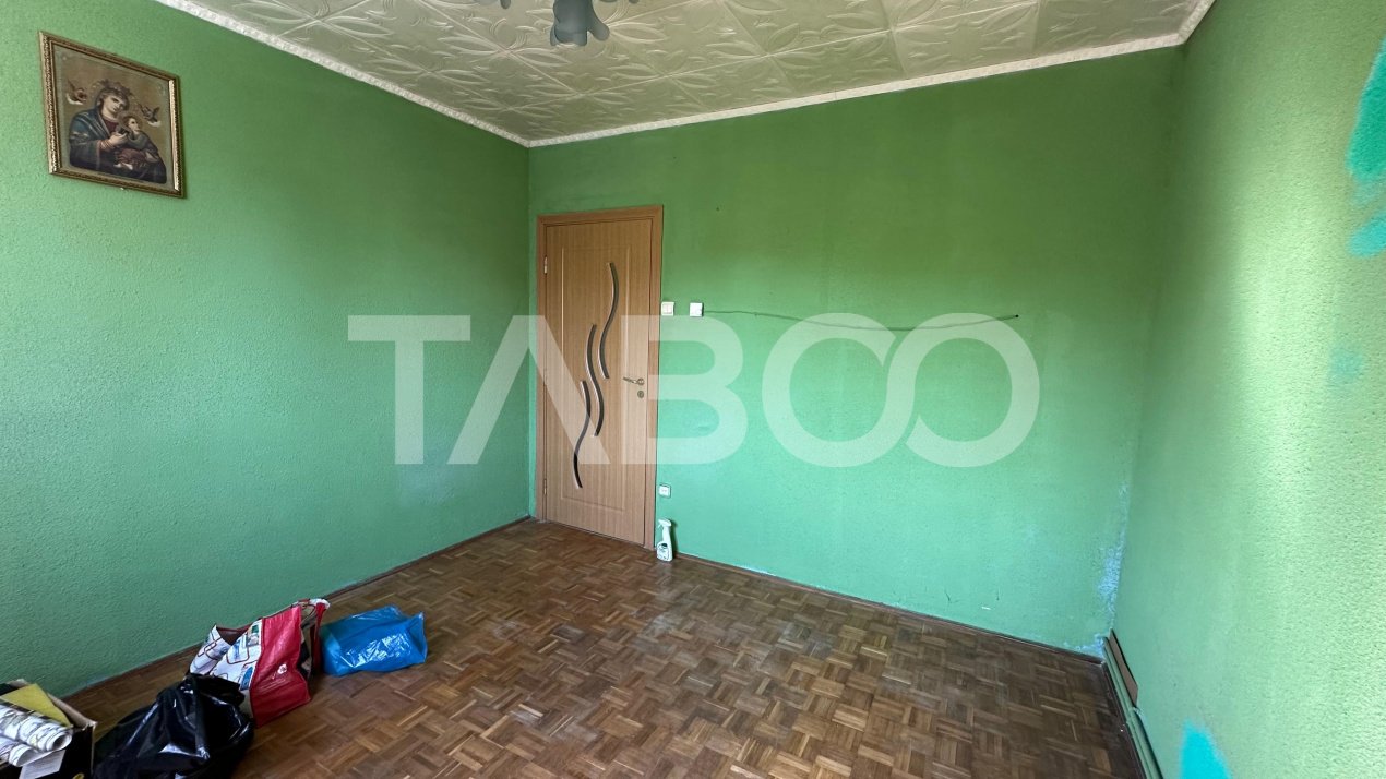 Apartament 2 camere decomandat cu balcon zona Strand Sibiu 