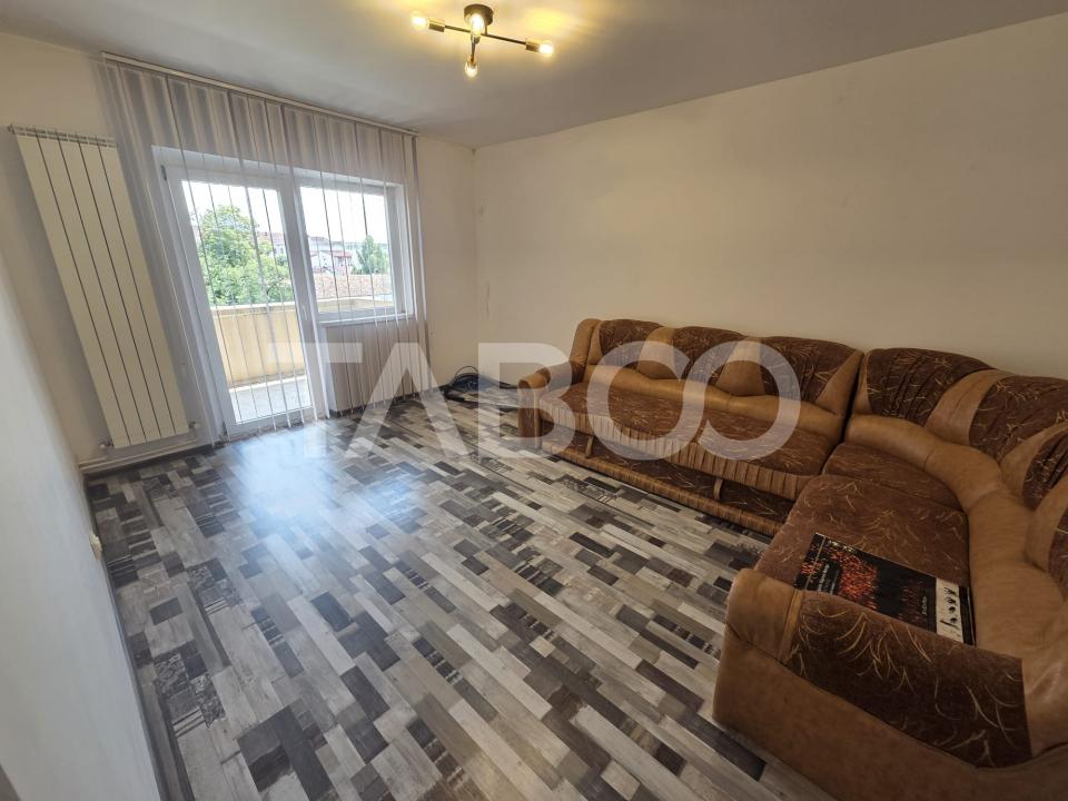 Apartament 2 camere decomandat de vanzare zona centrala 52 mp utili 