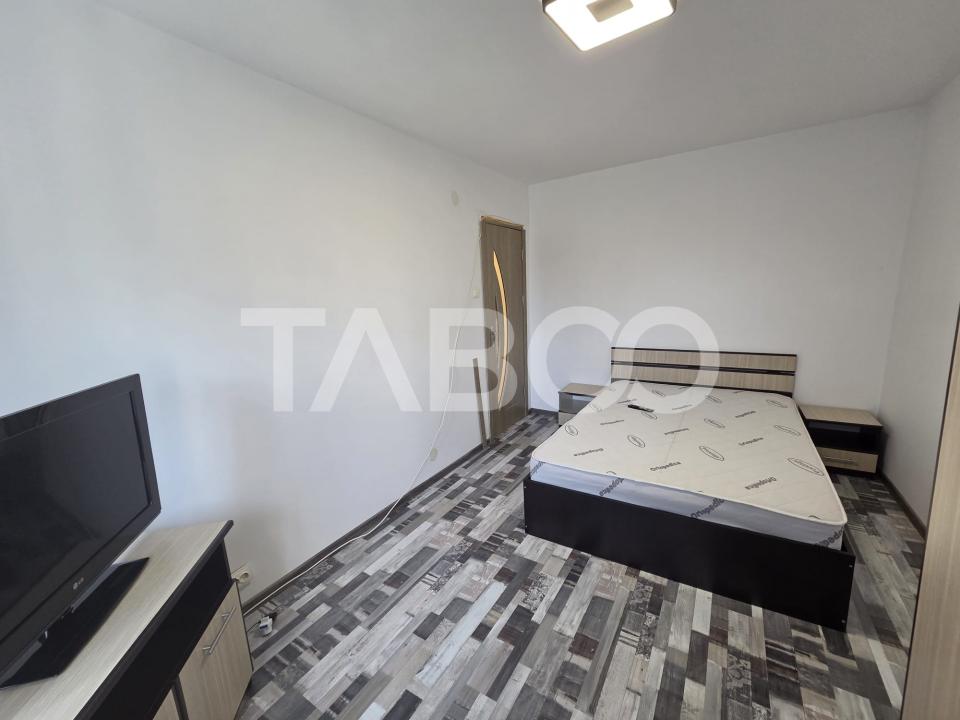 Apartament 2 camere decomandat de vanzare zona centrala 52 mp utili 