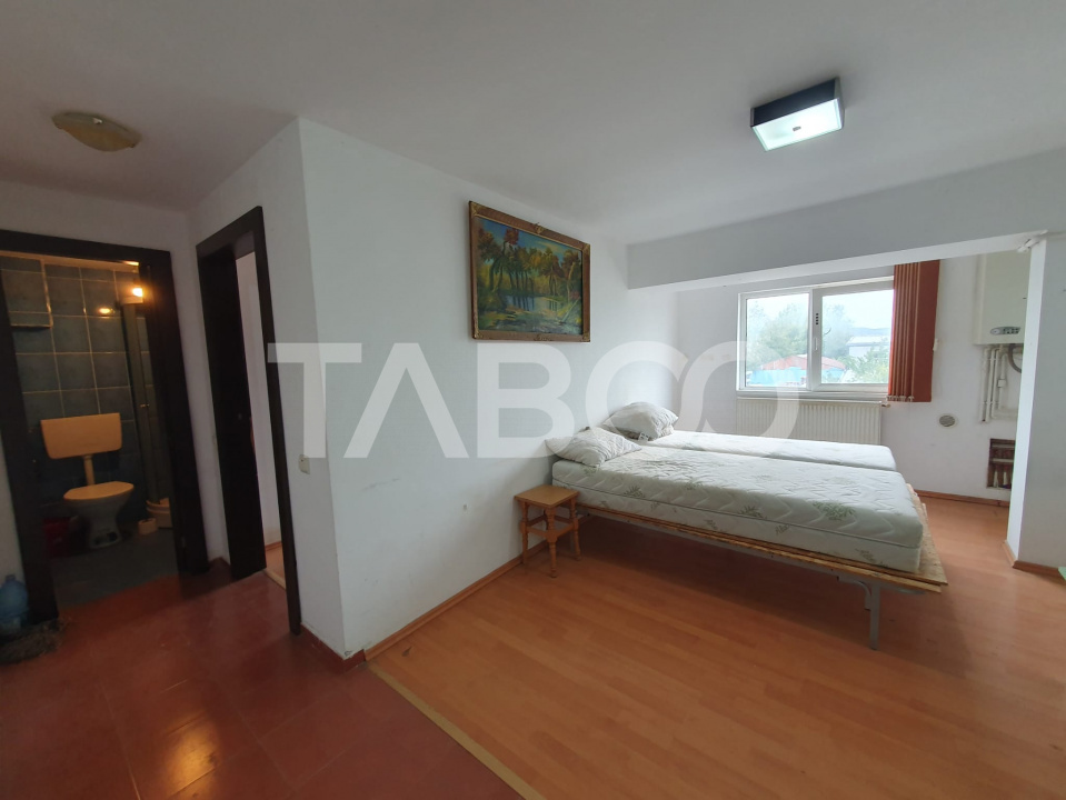 Apartament 2 camere decomandat zona Negoiu etaj 1 38 mp in Fagaras - Negoiu