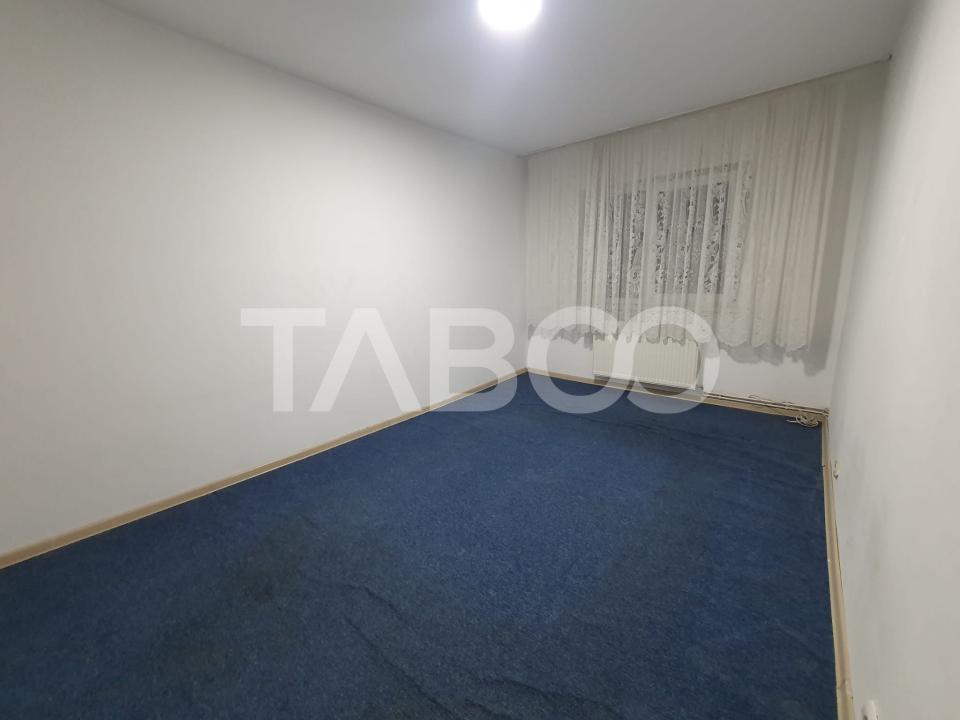 Apartament 2 camere decomandat Zona Stejarului 55 mp utili