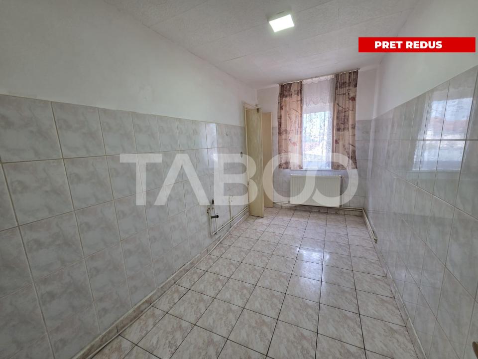 Apartament 2 camere decomandat Zona Stejarului 55 mp utili in Fagaras - Stejarului