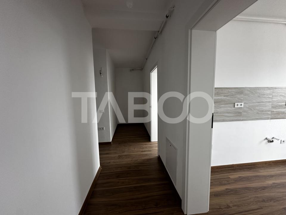 Apartament 2 camere decomandate balcon loc de parcare orientare sudica
