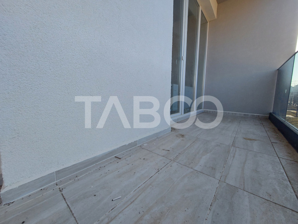 Apartament 2 camere decomandate balcon loc de parcare orientare sudica