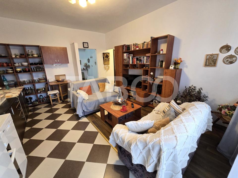 Apartament 2 camere etaj 2 balcon lift Doamna Stanca Sibiu Comision 0