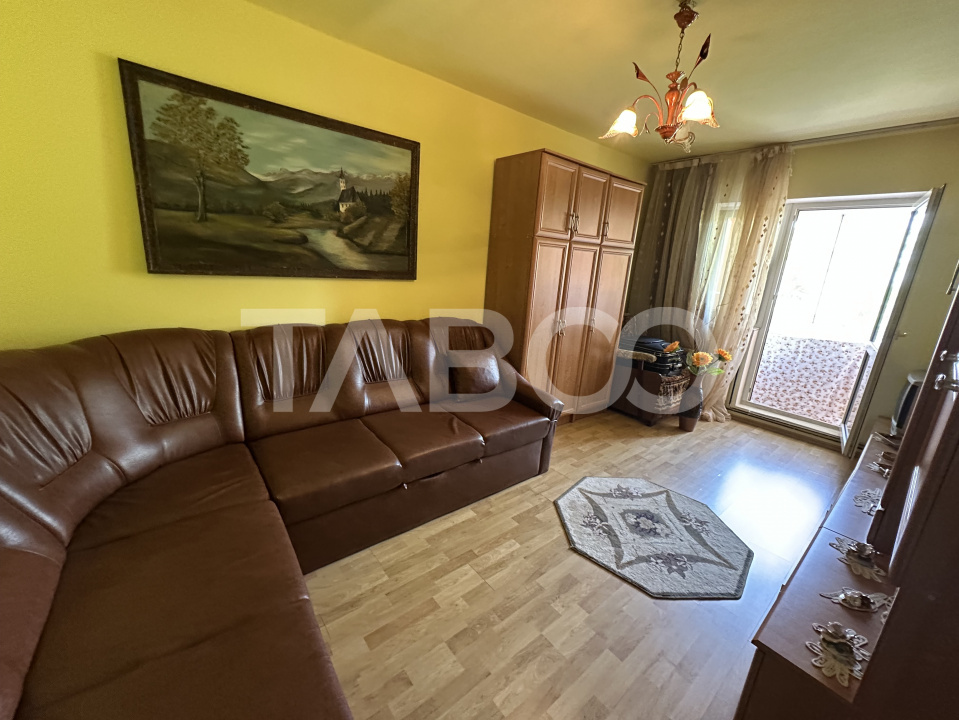 Apartament 2 camere etaj 3 complet mobilat si utilat Zona Plopului