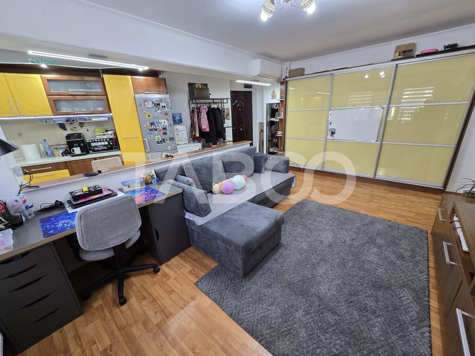 Apartament 2 camere etaj intermediar 1 mobilat lift Turnisor Sibiu