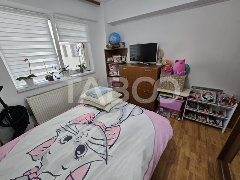 Apartament 2 camere etaj intermediar 1 mobilat lift Turnisor Sibiu