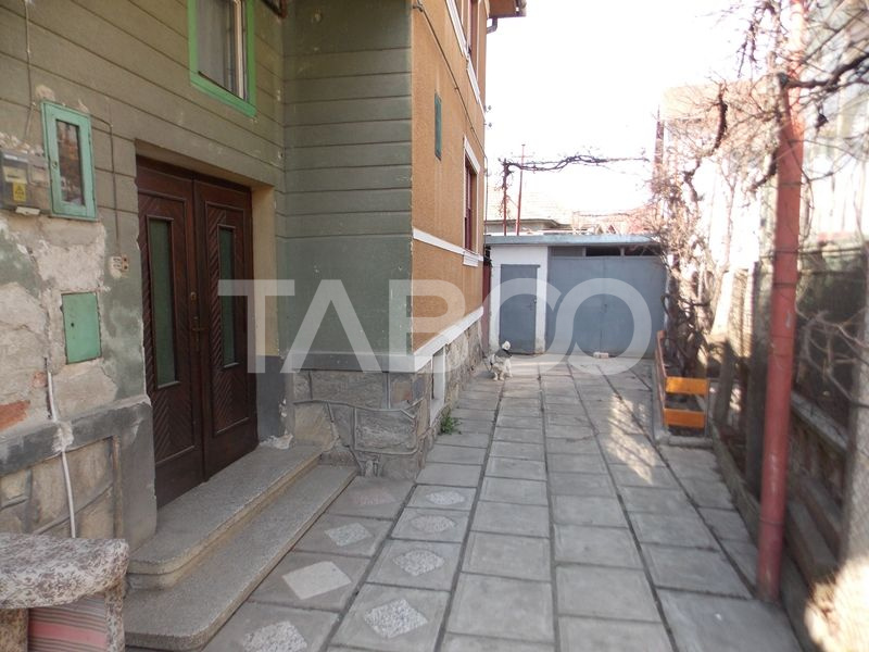 Apartament 2 camere la casa in Sibiu bonus o garsoniera la demisol
