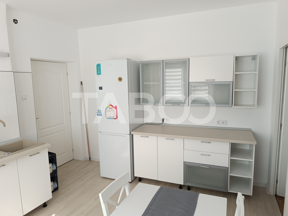 Apartament 2 camere la casa Lupeni renovat recent 2025