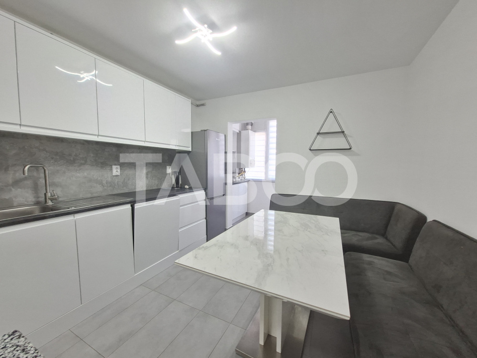Apartament 2 camere la prima inchiriere etajul 2 Vasile Aaron
