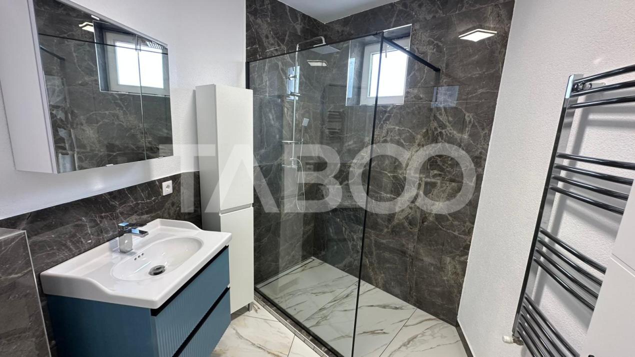 Apartament 2 camere loc de parcare modern balcon zona Turnisor Sibiu