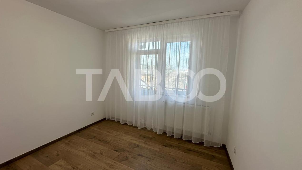 Apartament 2 camere loc de parcare modern balcon zona Turnisor Sibiu