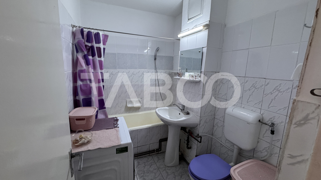 Apartament 2 camere mobilat decomandat 50mp balcon Vasile Aaron Sibiu