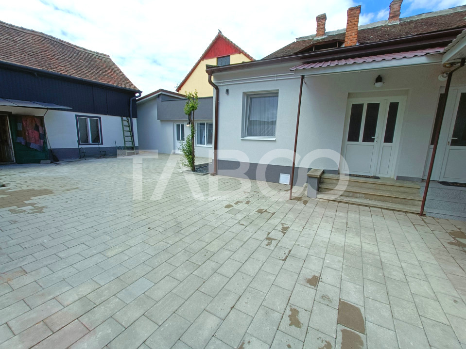 Apartament 2 camere - mobilat modern - curte proprie cu filigorie