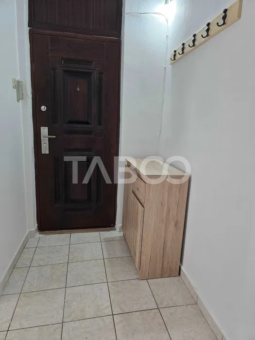 Apartament 2 camere mobilat si utilat de inchiriat  55 mpu 