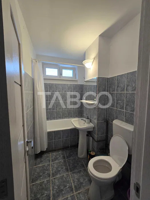 Apartament 2 camere mobilat si utilat de inchiriat  55 mpu 