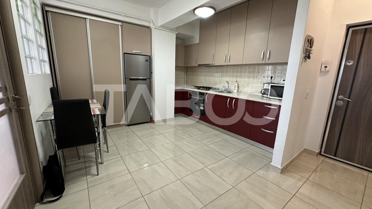Apartament 2 camere mobilat utilat lift etaj intermediar Doamna Stanca